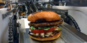 momentum-machines-real-burger